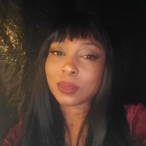 Meet your Posher, Shelly